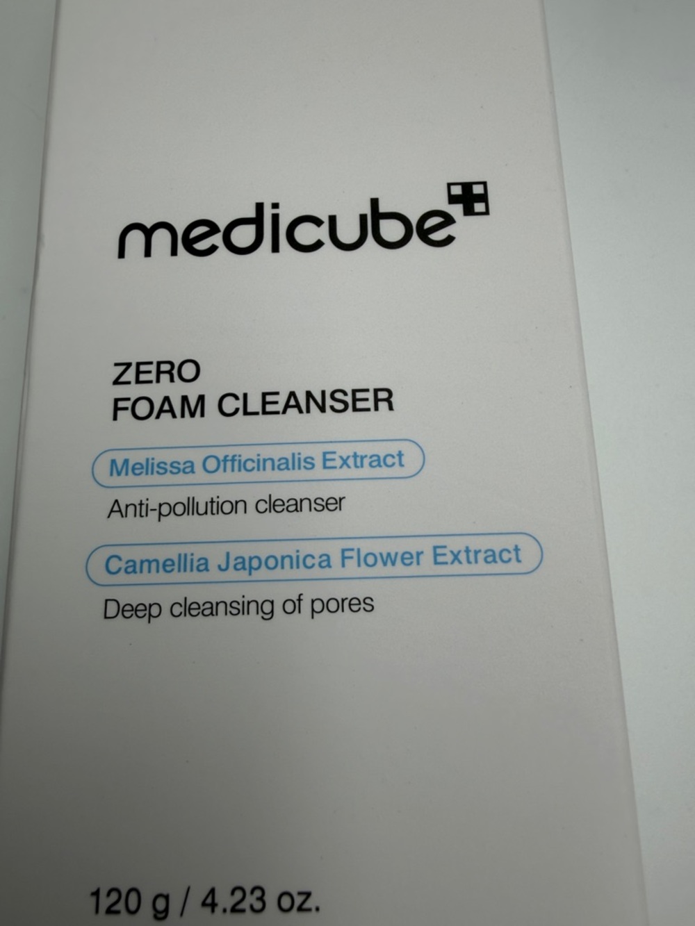 medicube Zero Foam Cleanser & One Day Exosome Shot Set - White & Blue - Picture 3 of 4
